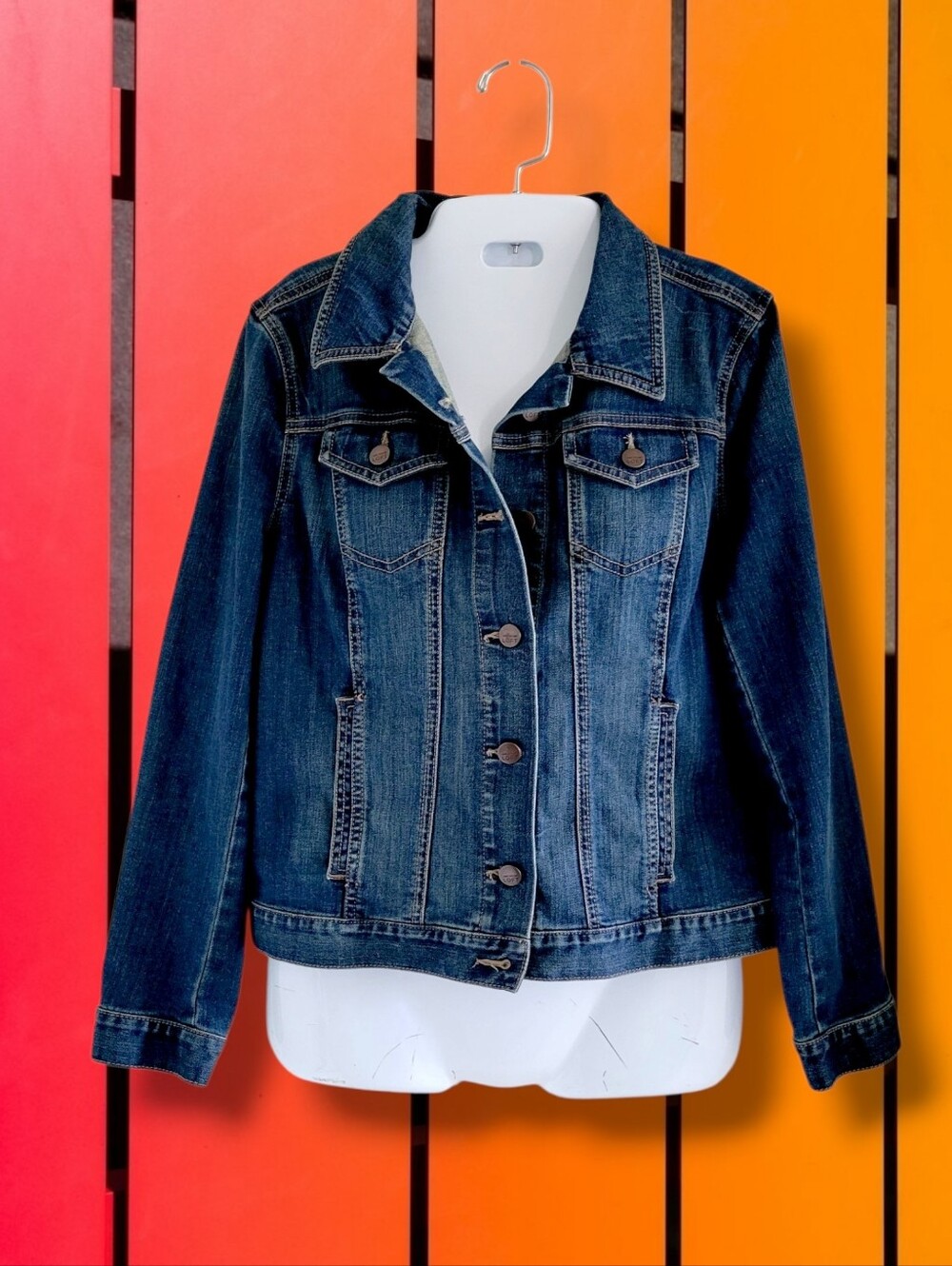 LOFT | EUC Classic Dark Wash Blue Denim Jacket (SIZE LP)